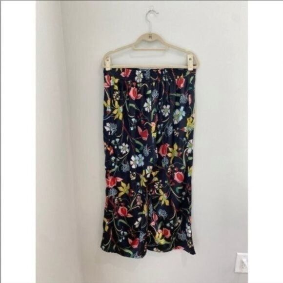 Castaluna Floral Silk Like Wide Leg Pants - Picture 3 of 10